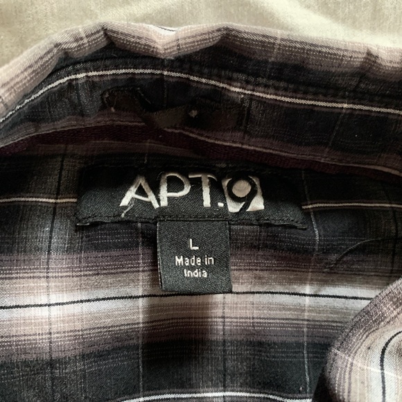 Men’s Plaid Button Down - Picture 2 of 3